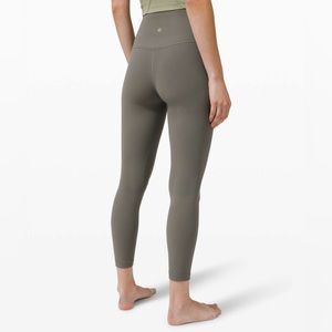 Align 25” Gray Sage Size 6